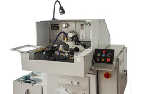 數(shù)控珩磨機的操作前需要進行培訓！